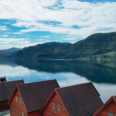 Preikestolen Panorama - Seaside Apartments Jørpeland Exterior foto
