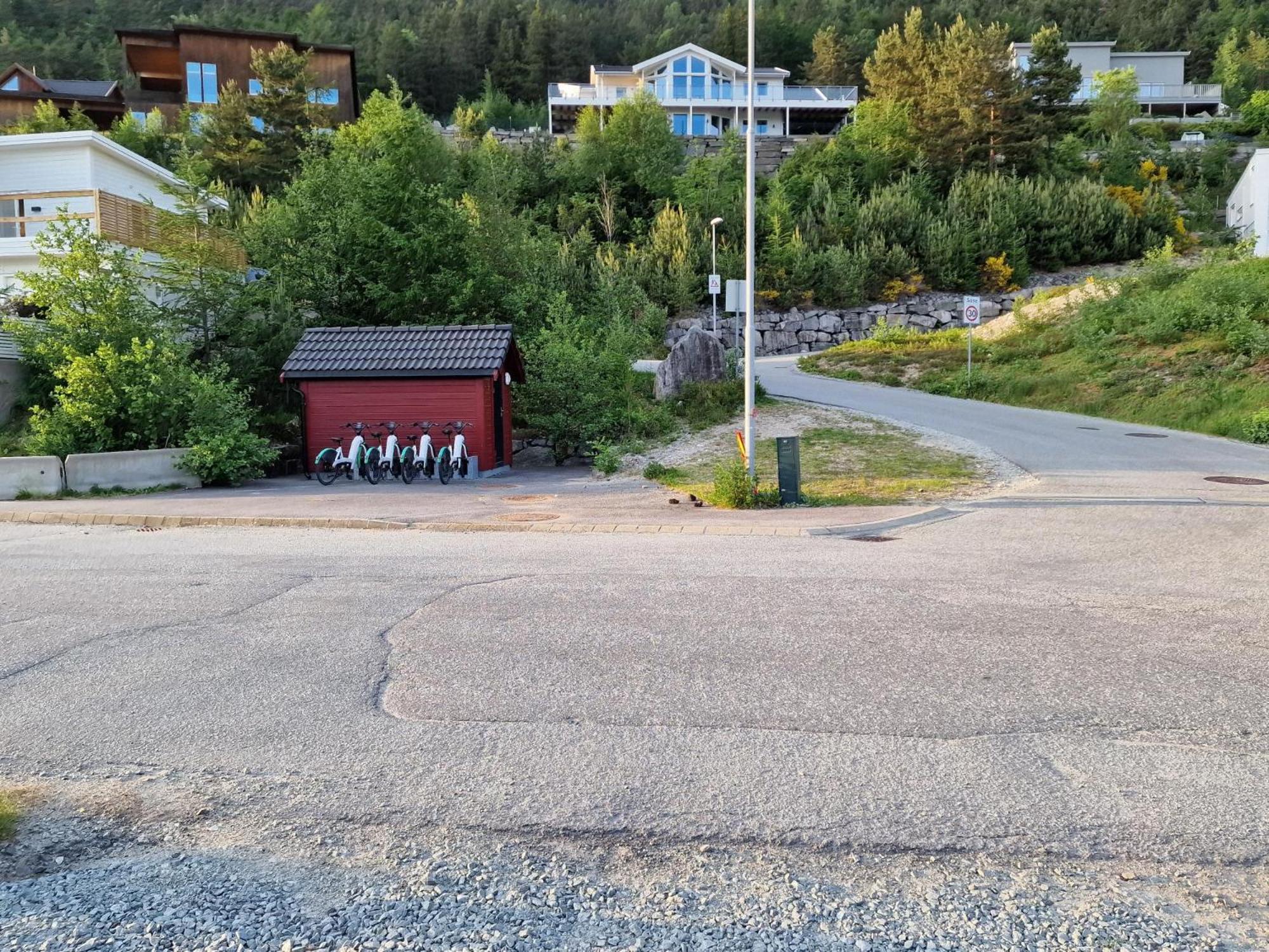 Preikestolen Panorama - Seaside Apartments Jørpeland Exterior foto